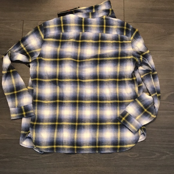 Levi’s Men’s Button Down Shirt - Picture 5 of 5